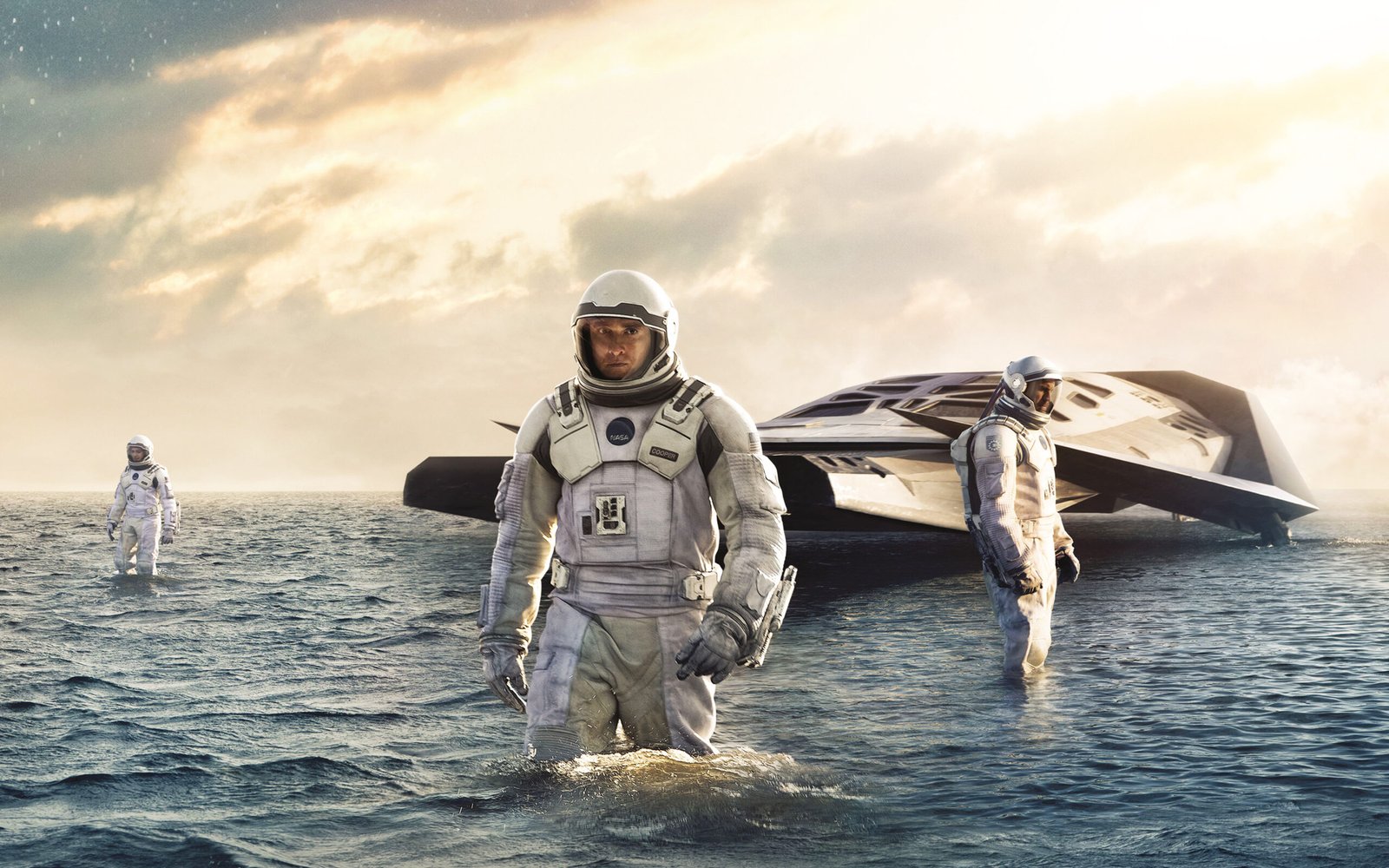 Interstellar Movie: Full Overview, Cast, Review, and Ratings